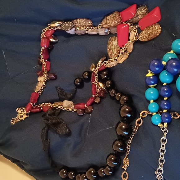 Necklace - Picture 3 of 5